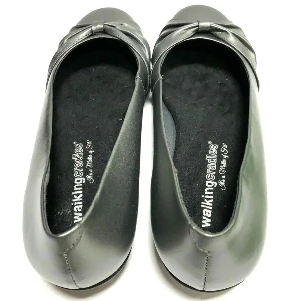 Walking Cradles Women's Fall Slip-On Flats Metallic, Size 9 M